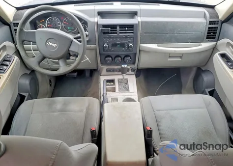 2008 Jeep Liberty Sport z USA, uszkodzony, nr VIN 1J8GP28K98W262032